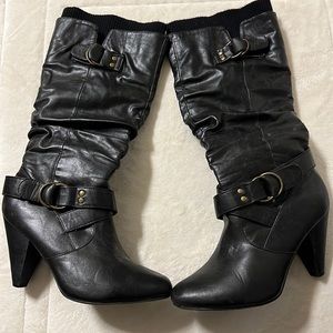 Boots with heel